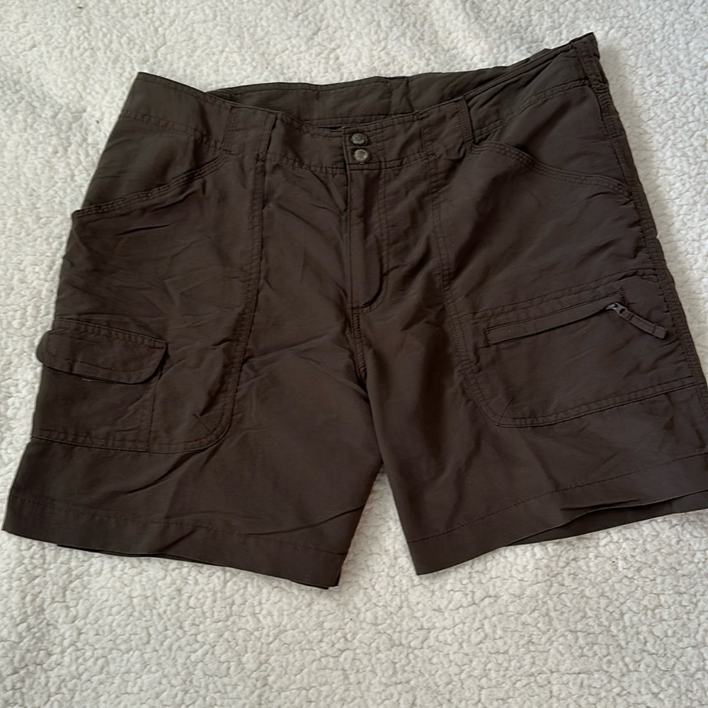 Women’s World Wide Sportsman shorts.  Size 14. Brown.